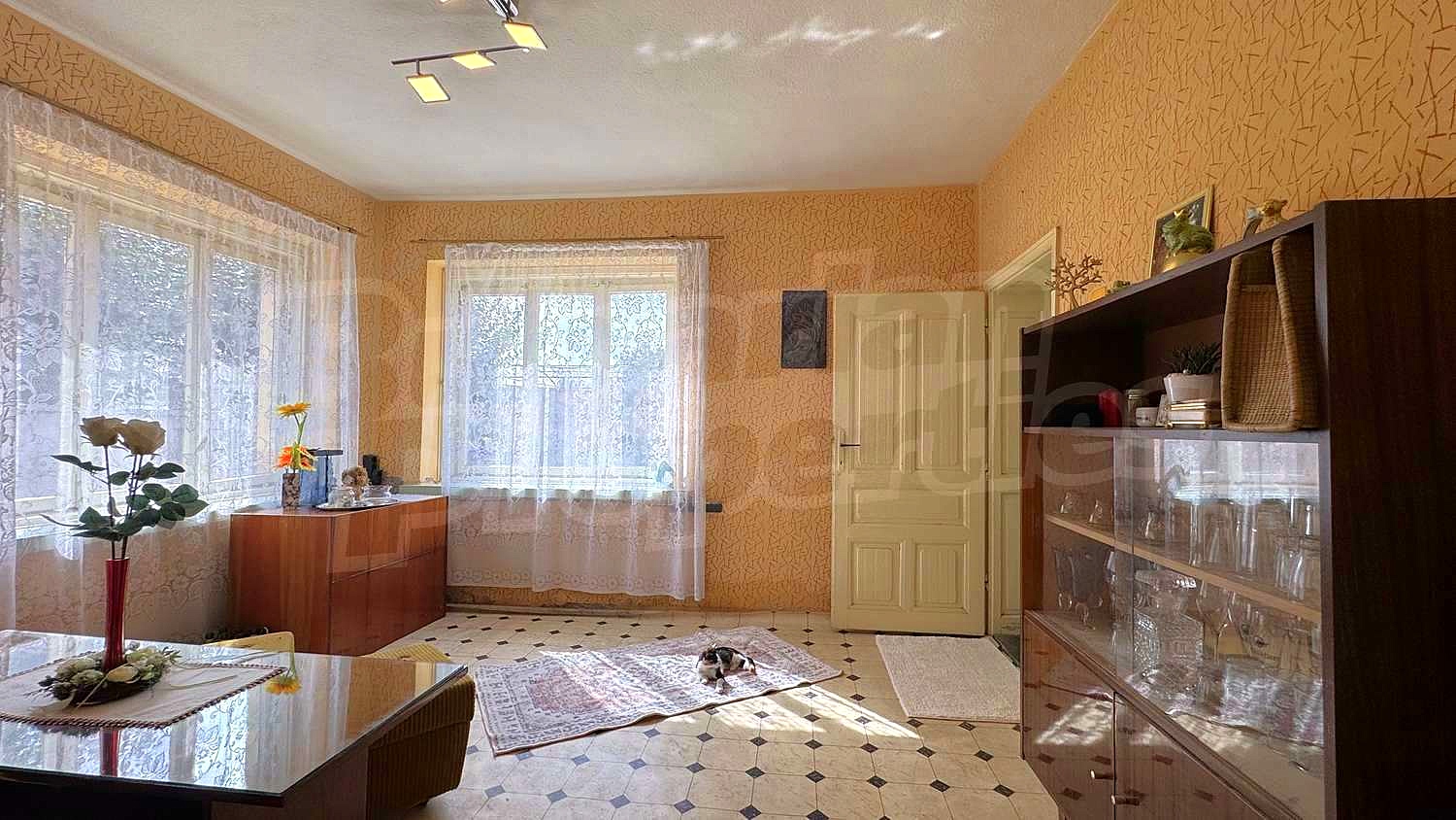 Gallery Picture 4