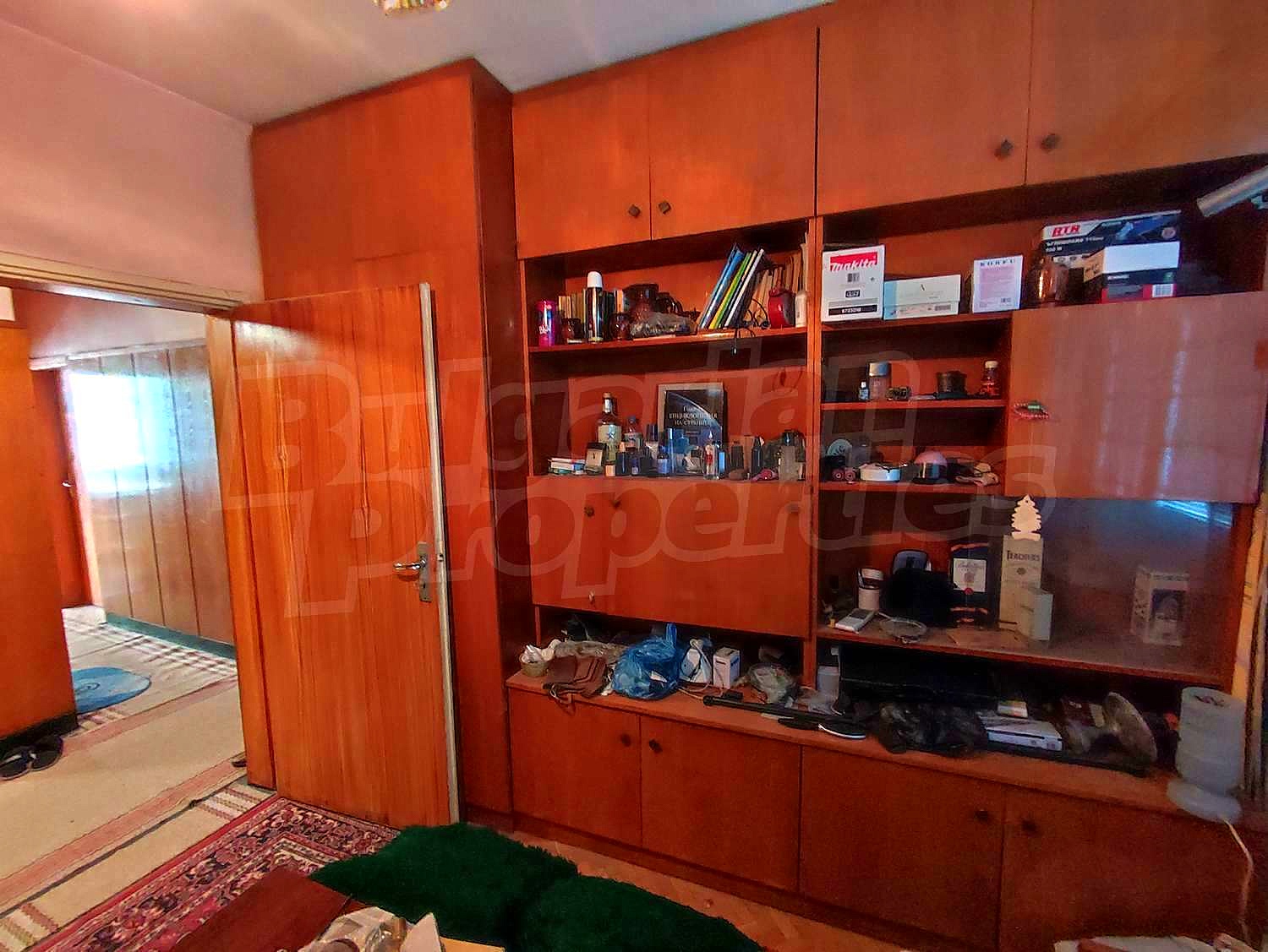 Gallery Picture 4
