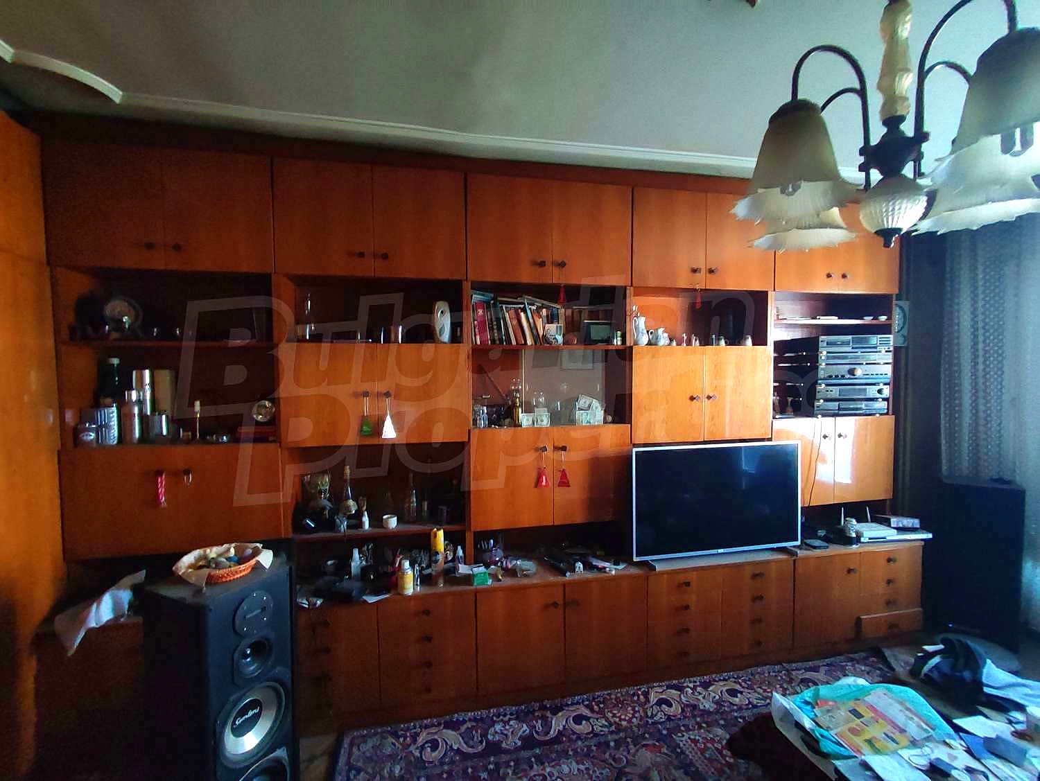 Gallery Picture 2