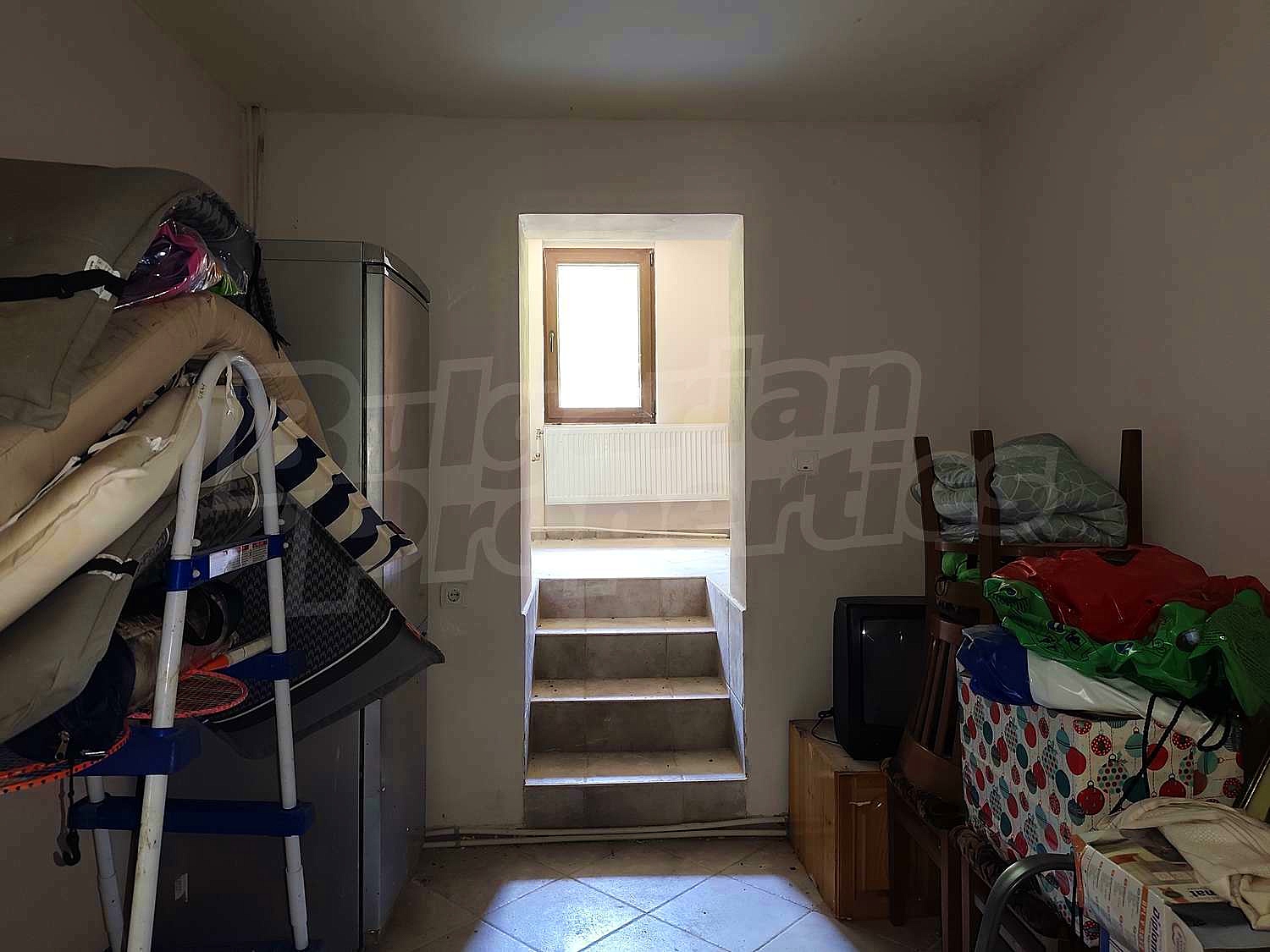 Gallery Picture 16