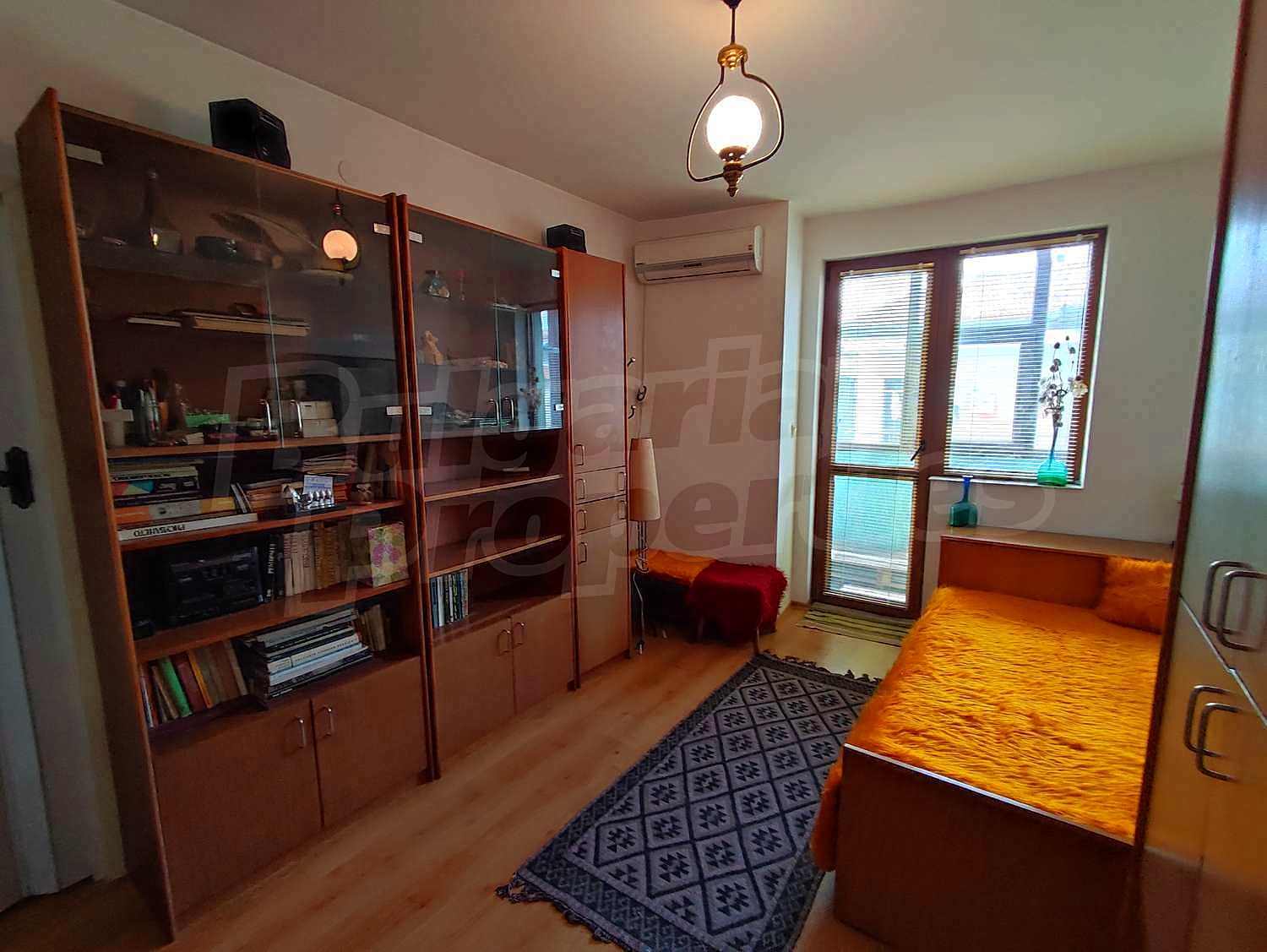 Gallery Picture 16