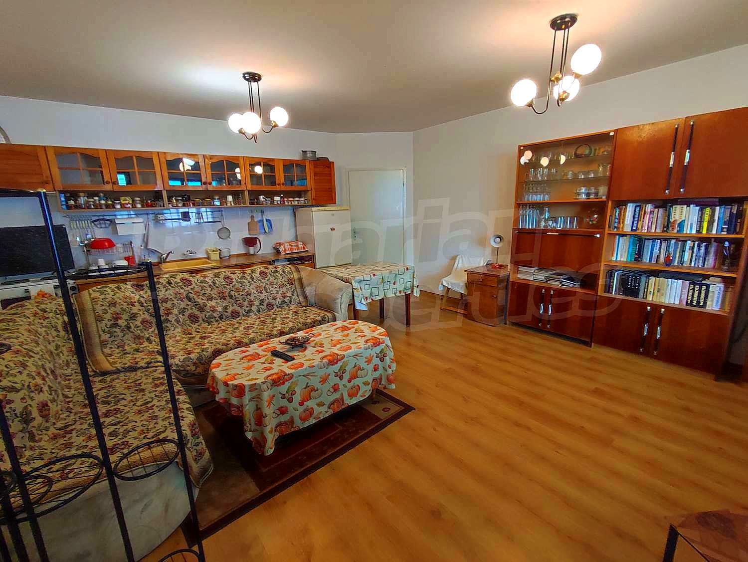 Gallery Picture 2