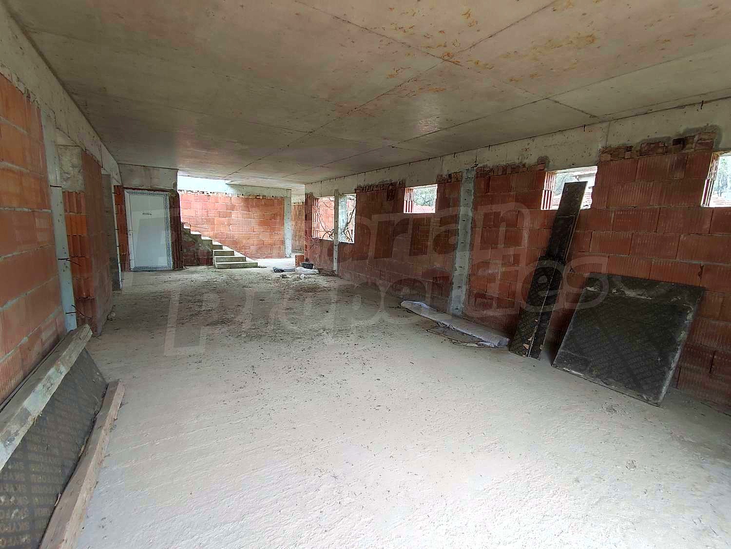 Gallery Picture 12