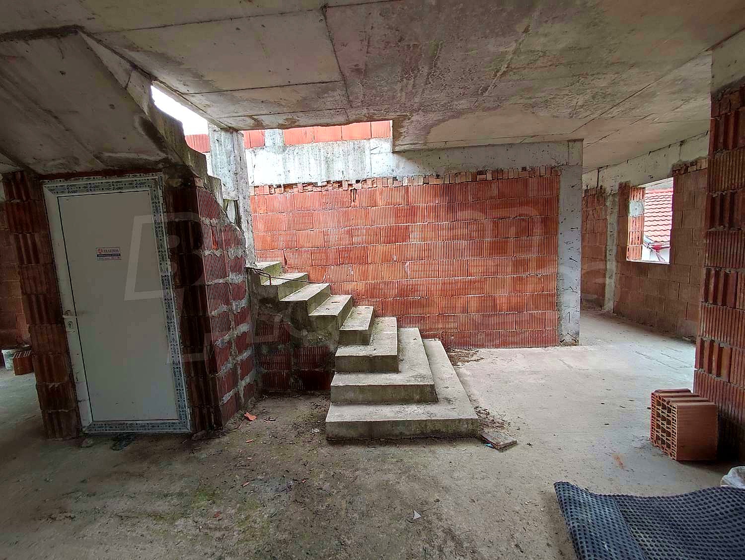 Gallery Picture 13