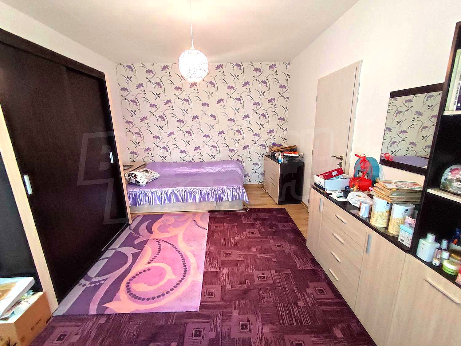 Gallery Picture 5