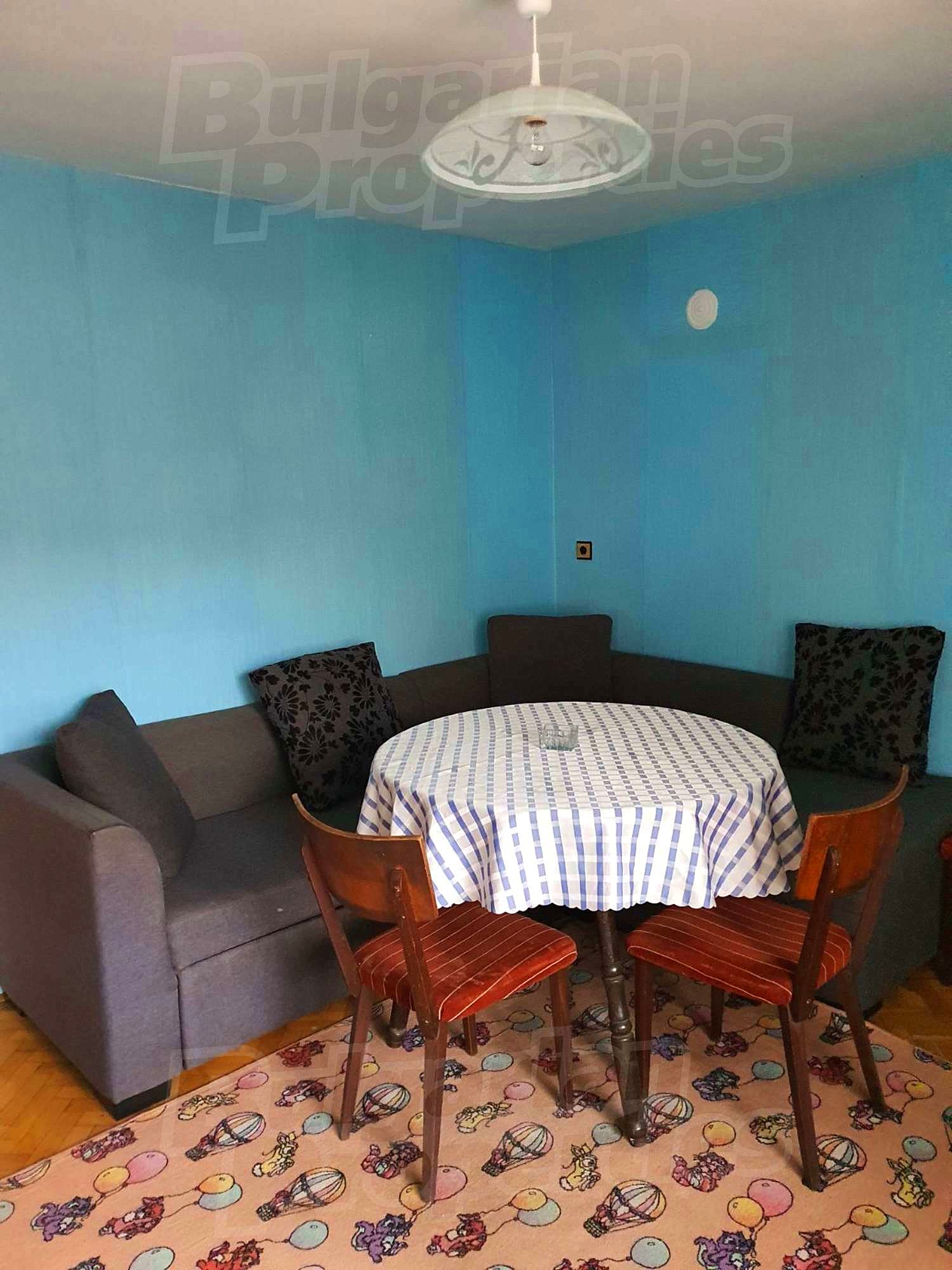 Gallery Picture 3