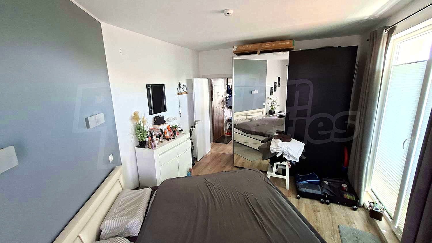 Gallery Picture 6