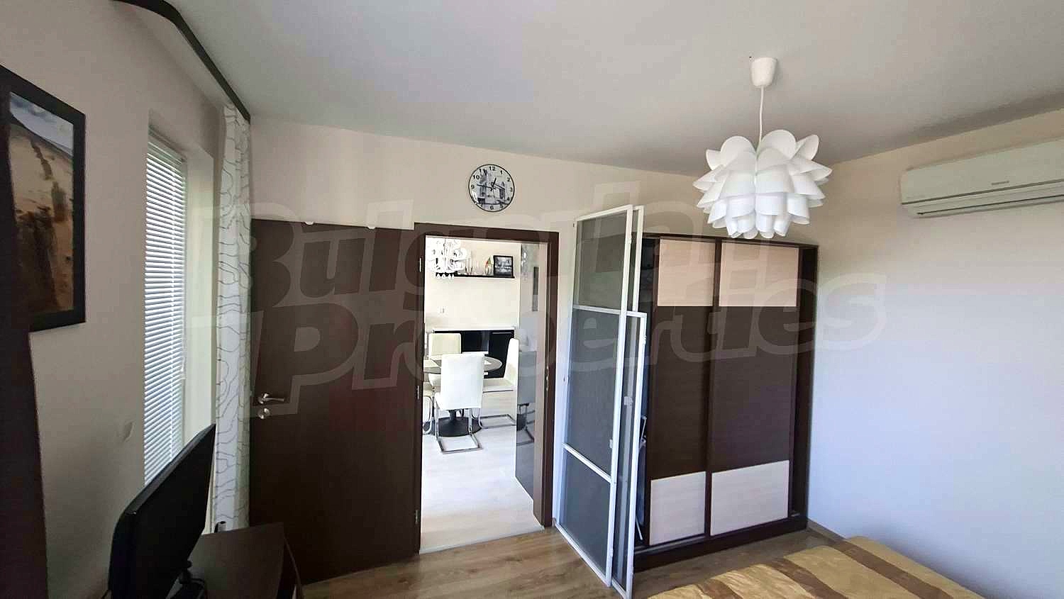 Gallery Picture 6