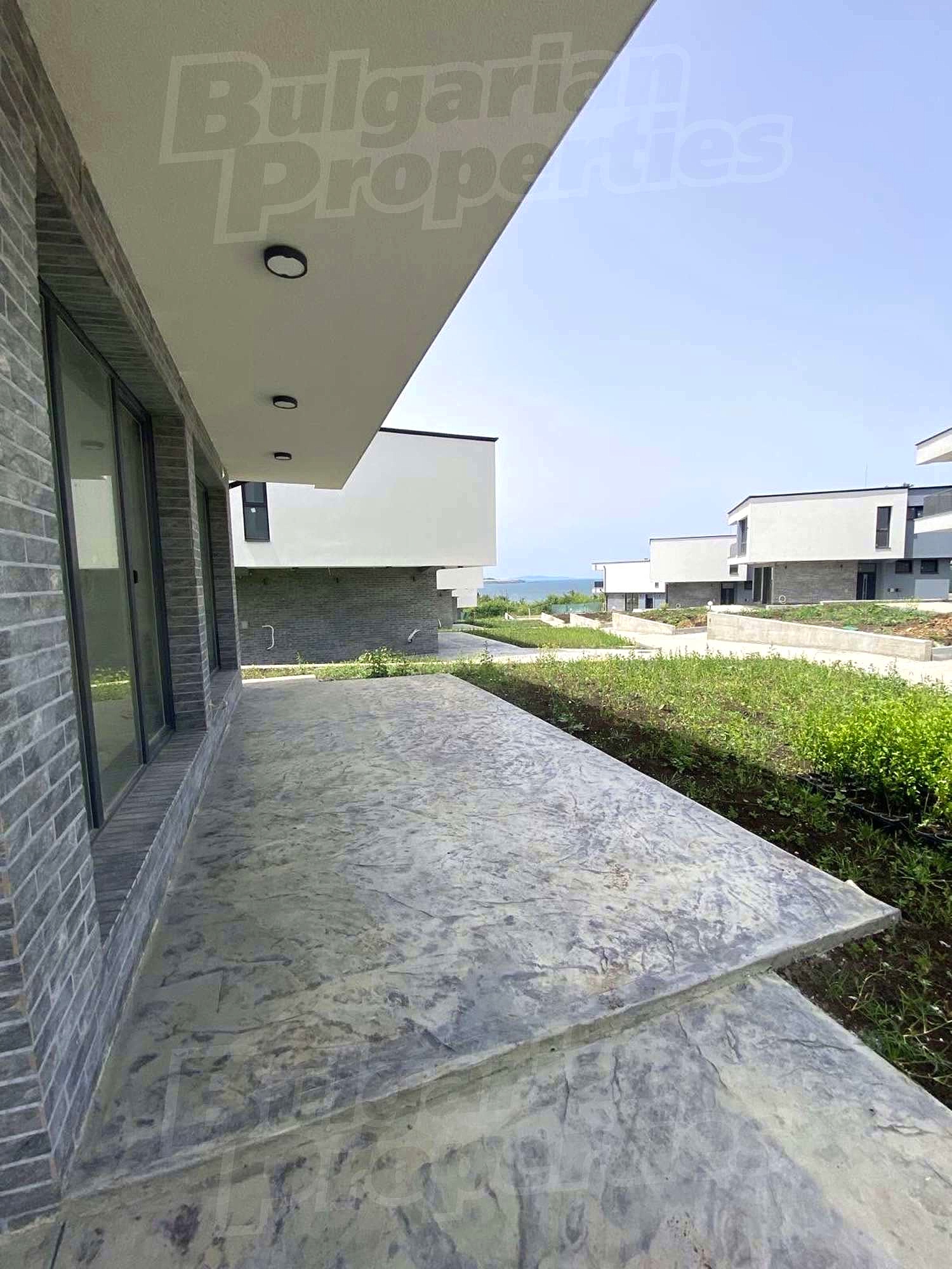 Gallery Picture 45