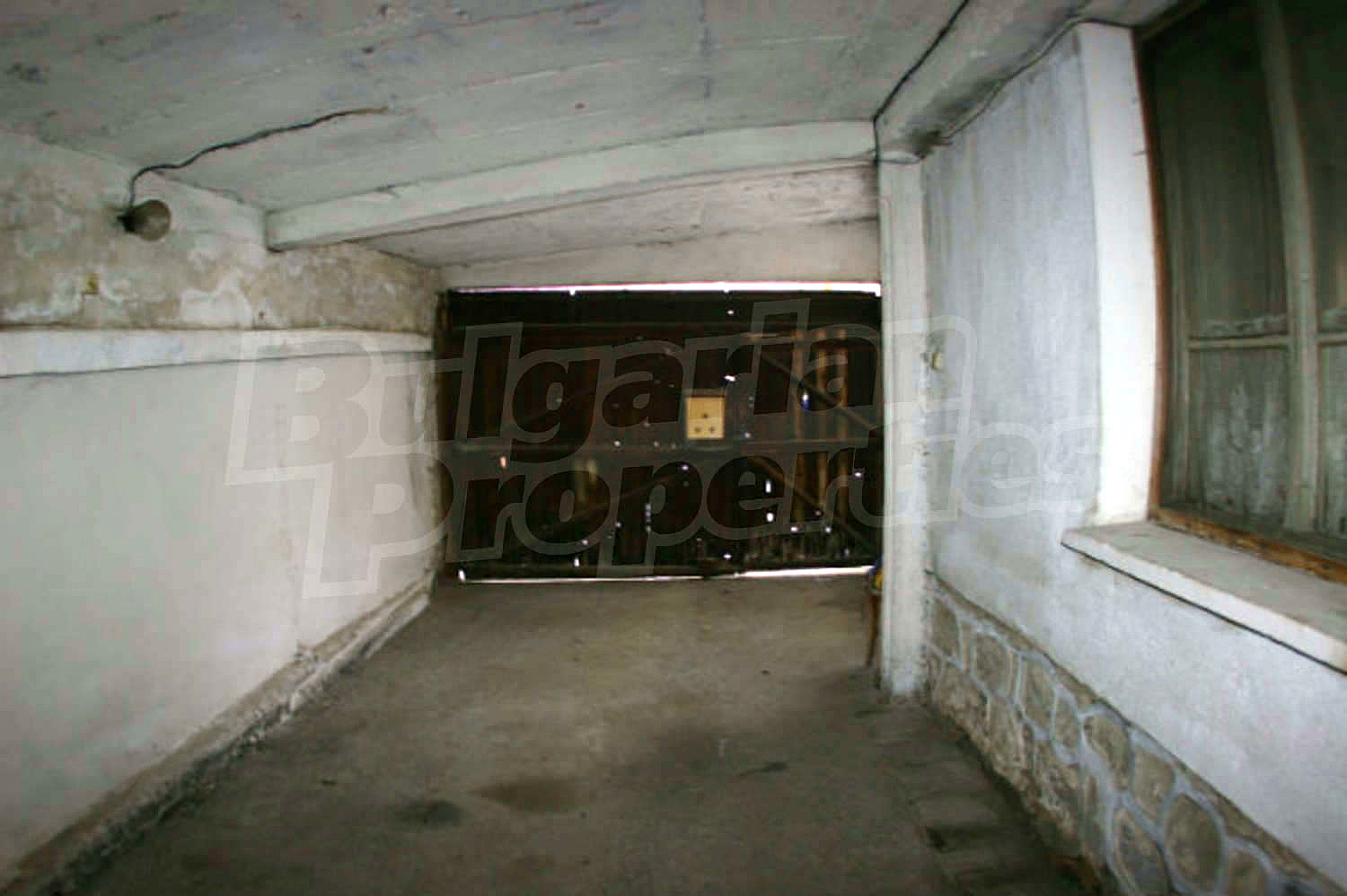 Gallery Picture 15