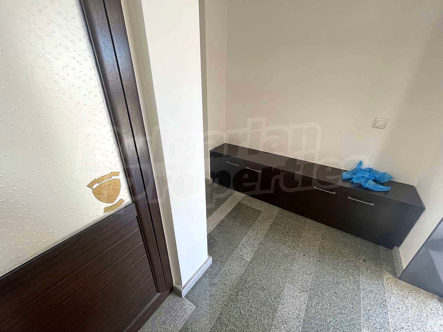 Gallery Picture 21