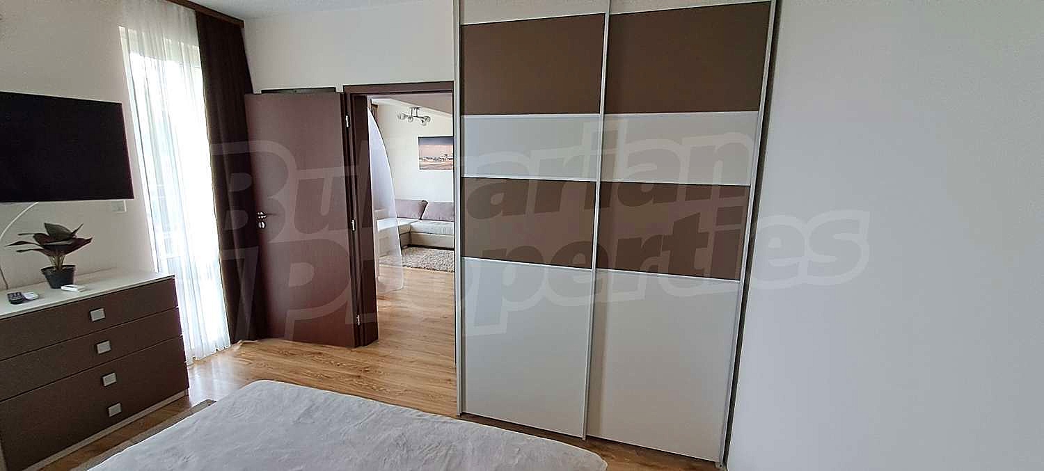 Gallery Picture 2