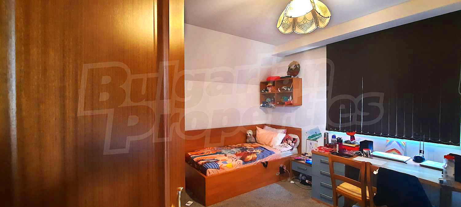 Gallery Picture 13
