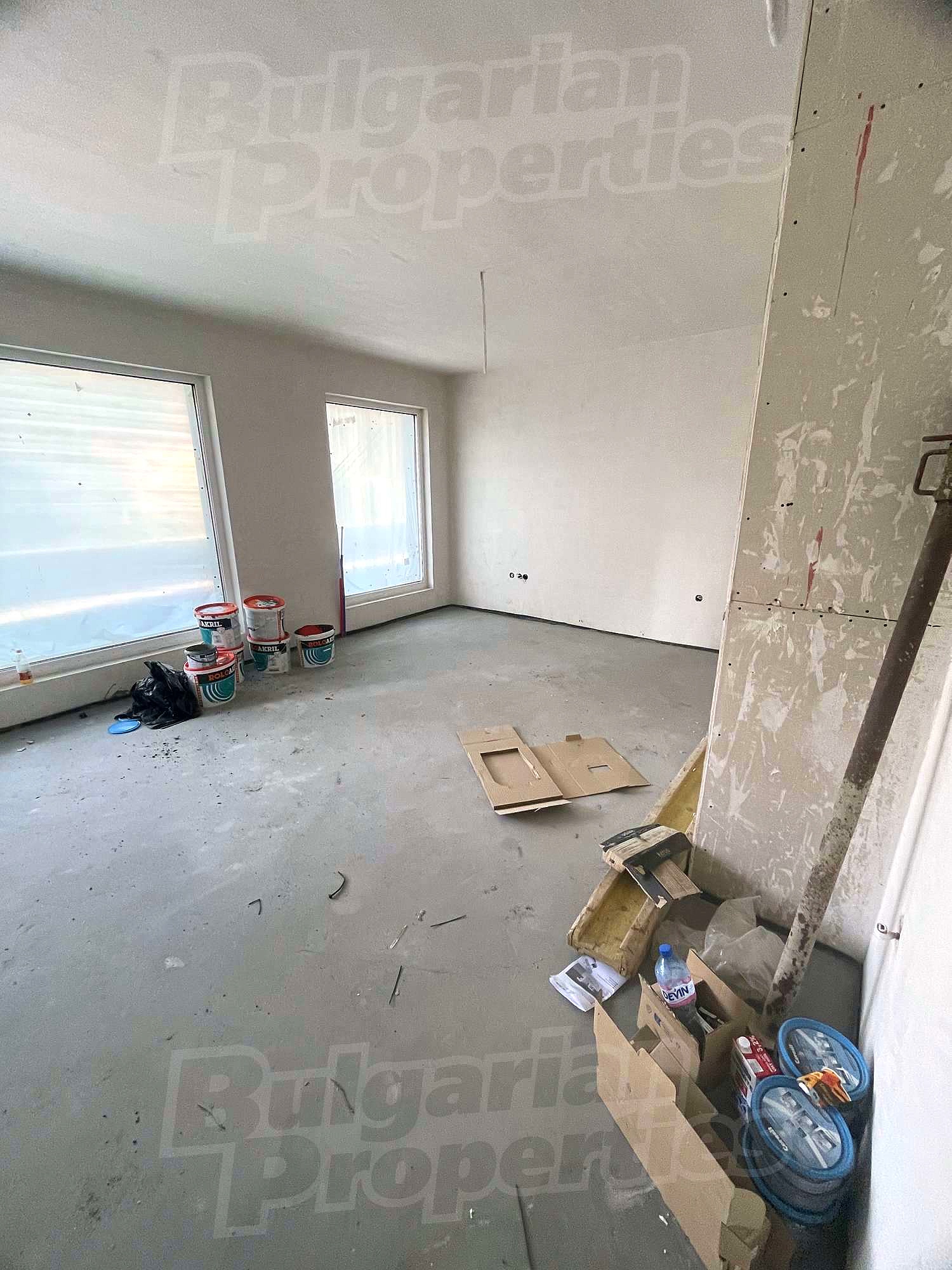 Gallery Picture 4
