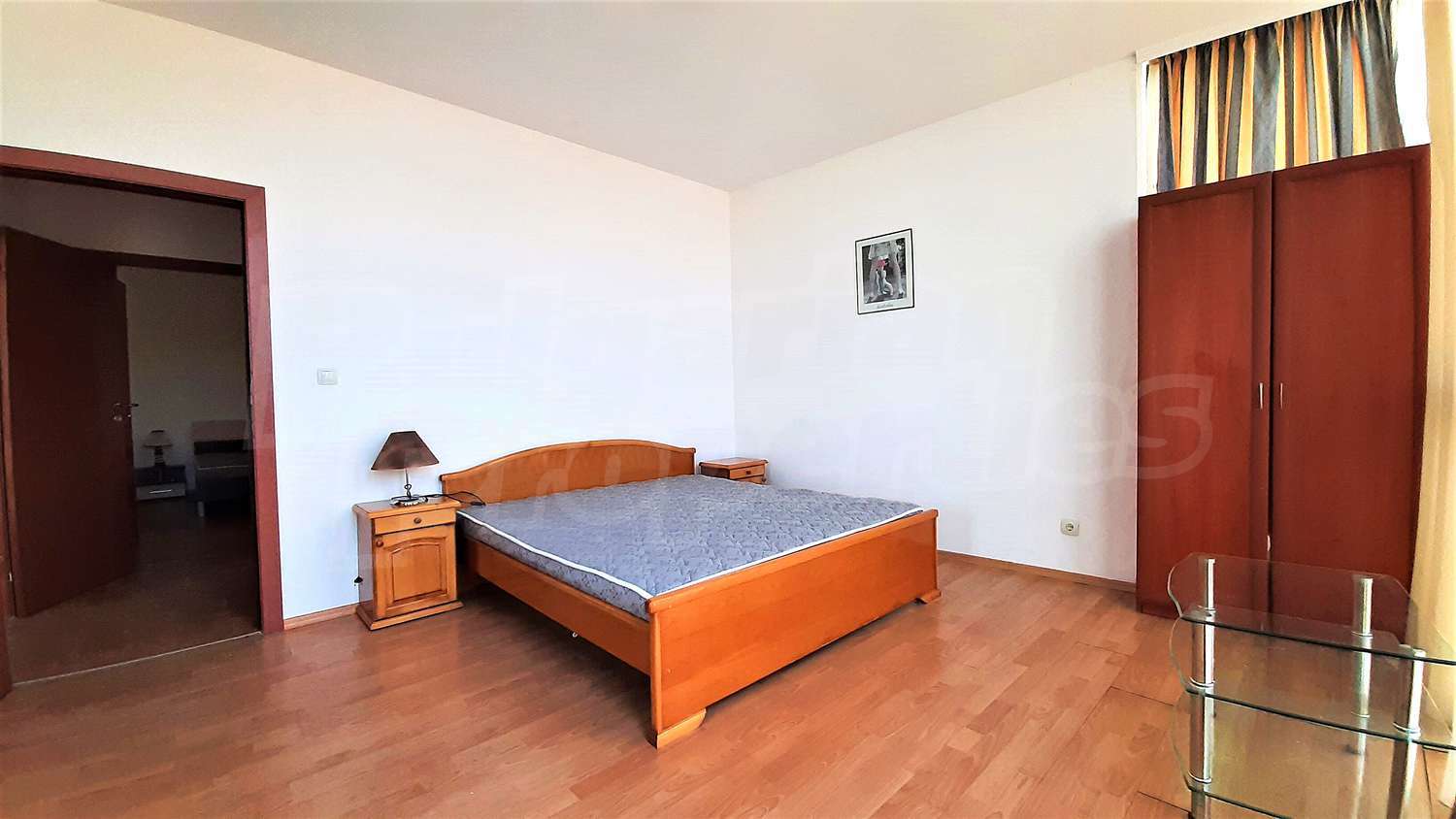 Gallery Picture 18