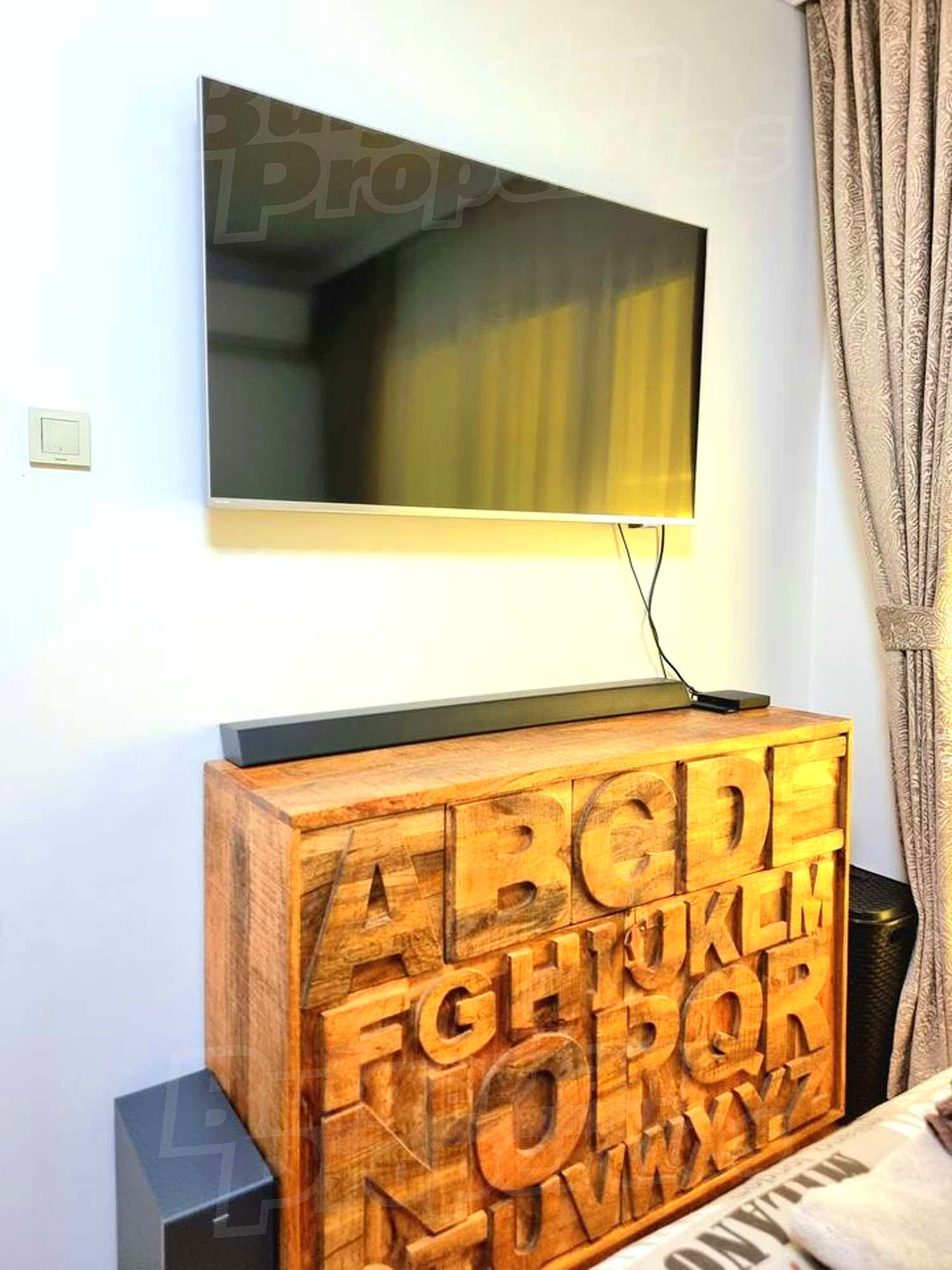 Gallery Picture 17