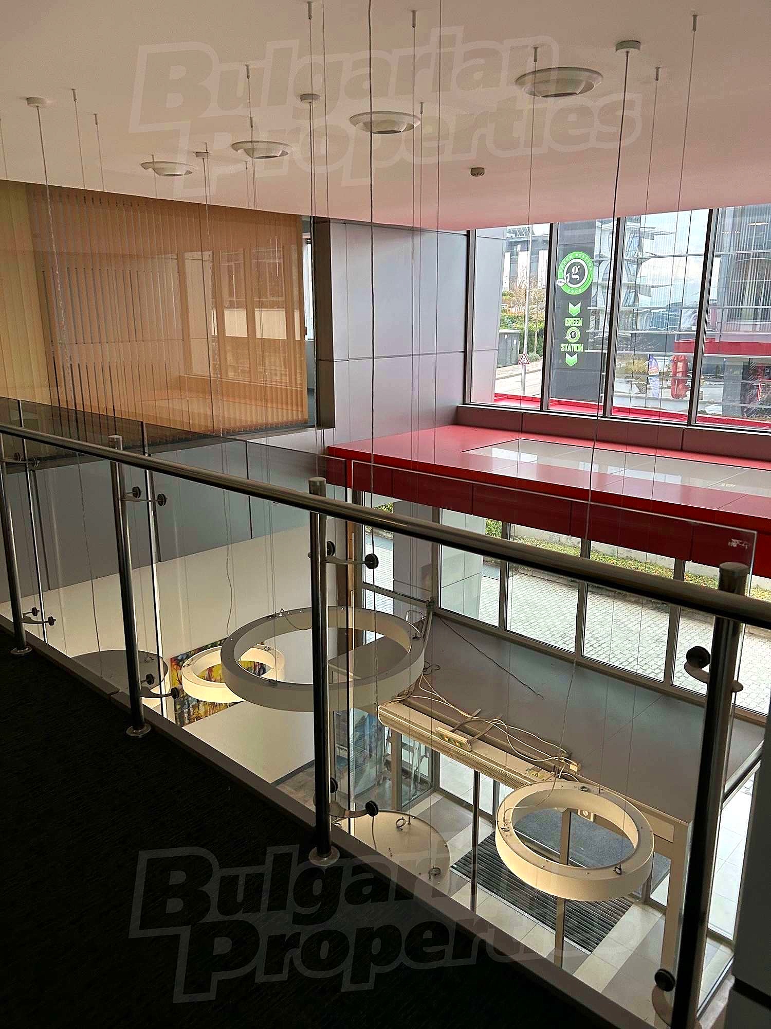 Gallery Picture 15