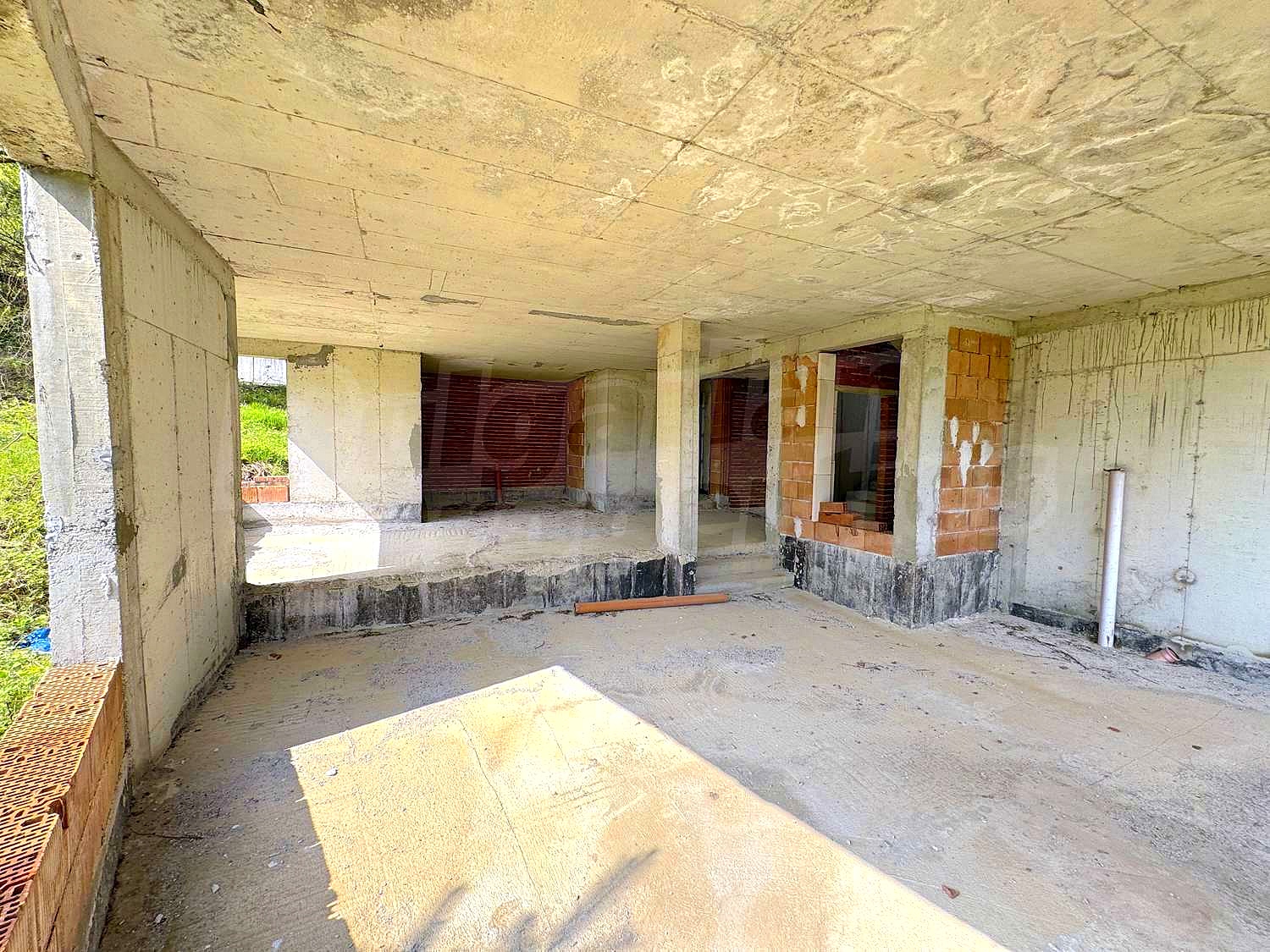 Gallery Picture 10