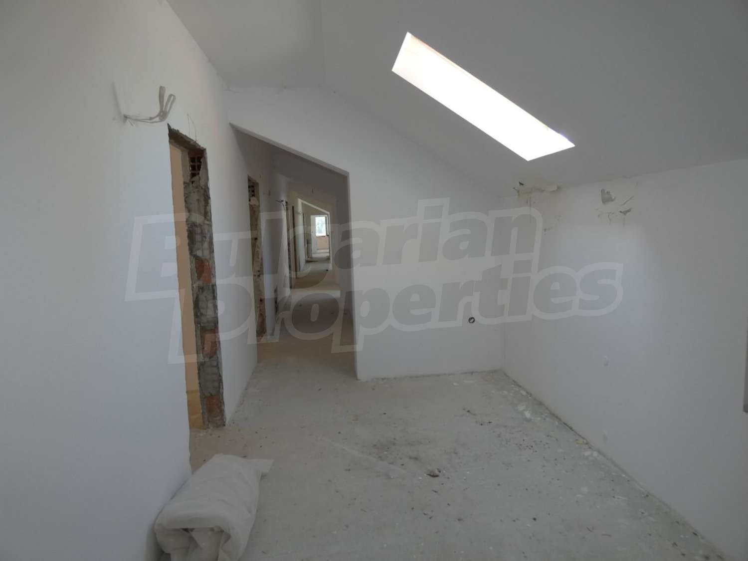 Gallery Picture 25