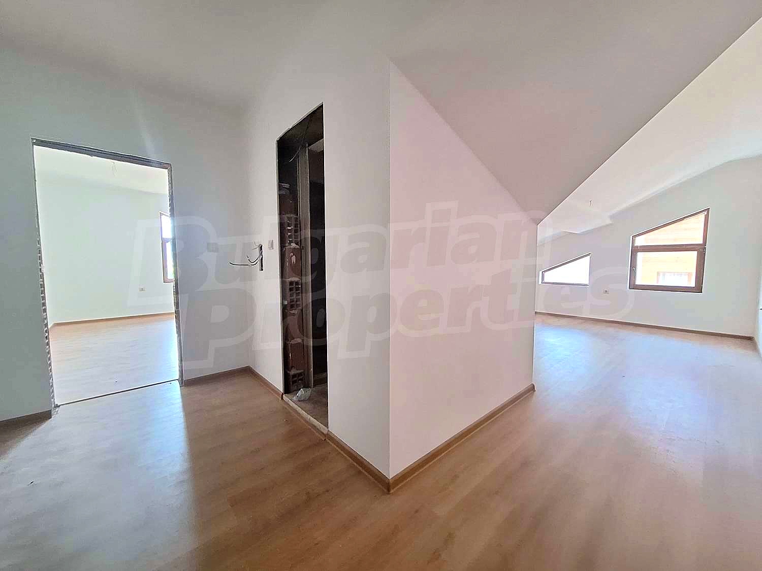 Gallery Picture 3