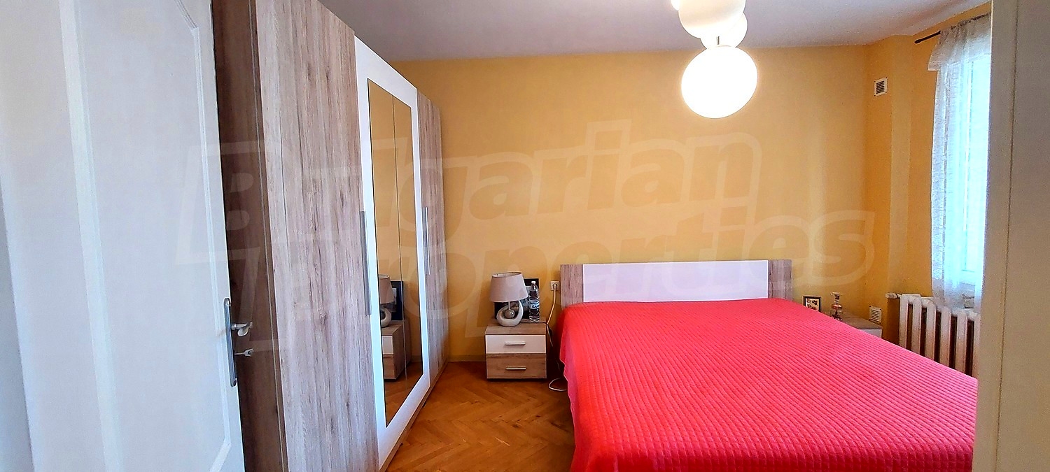 Gallery Picture 29