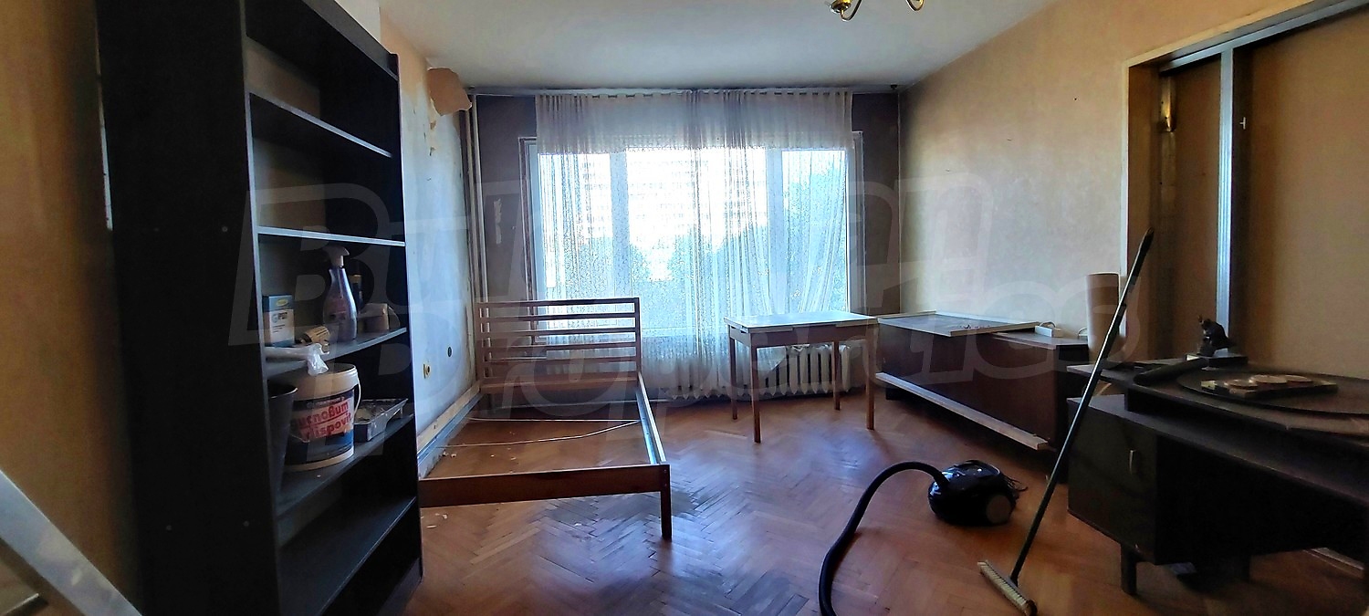 Gallery Picture 6