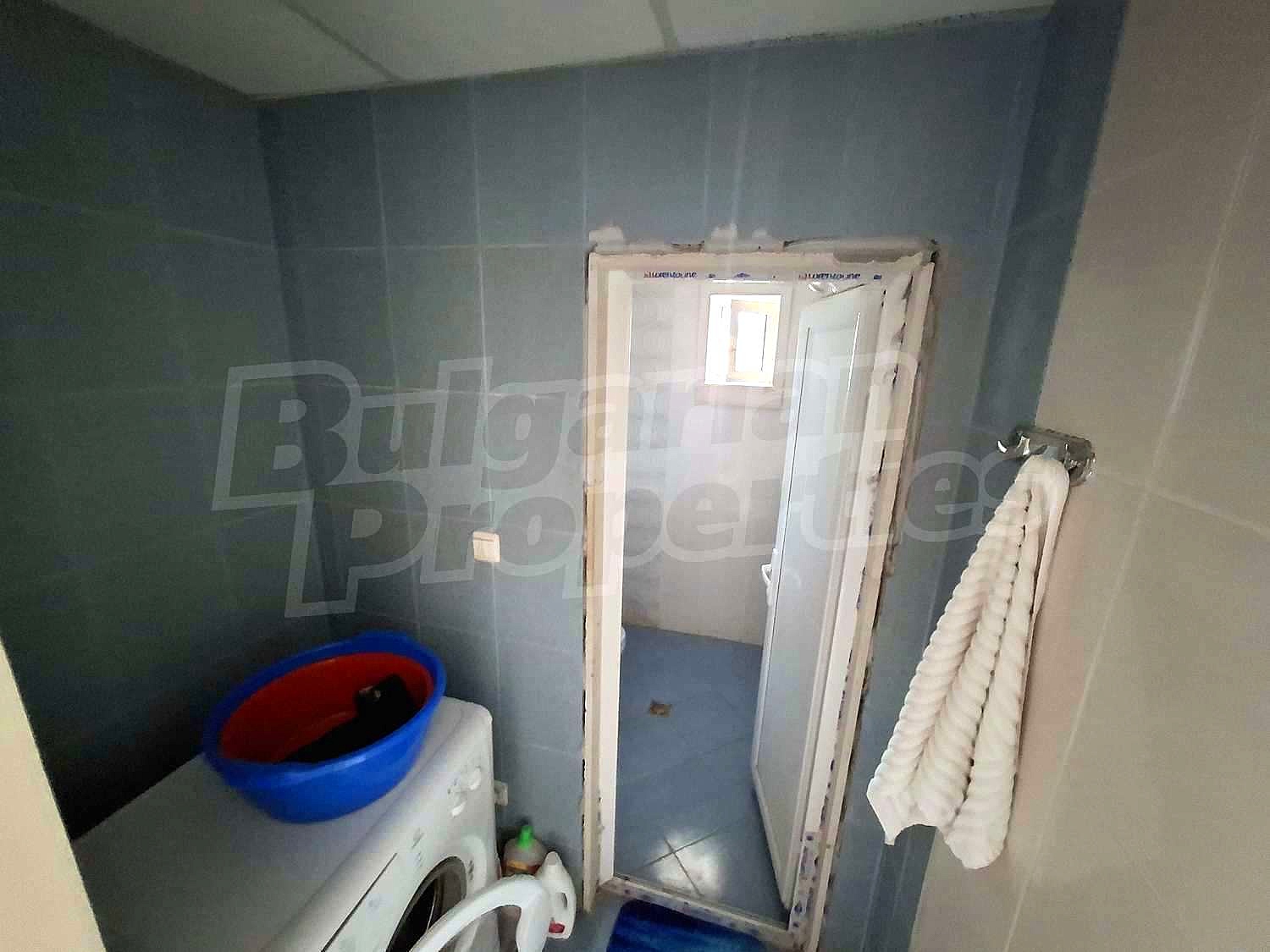 Gallery Picture 12