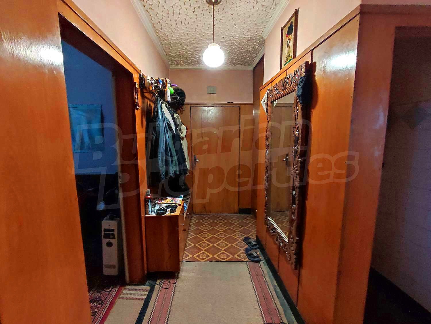 Gallery Picture 10