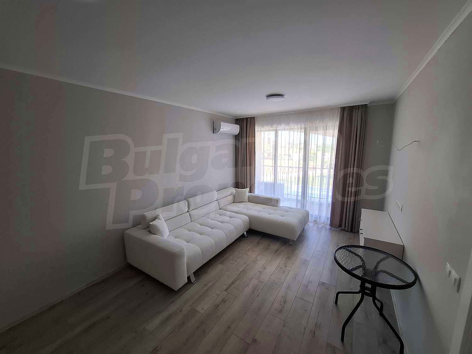 Gallery Picture 25