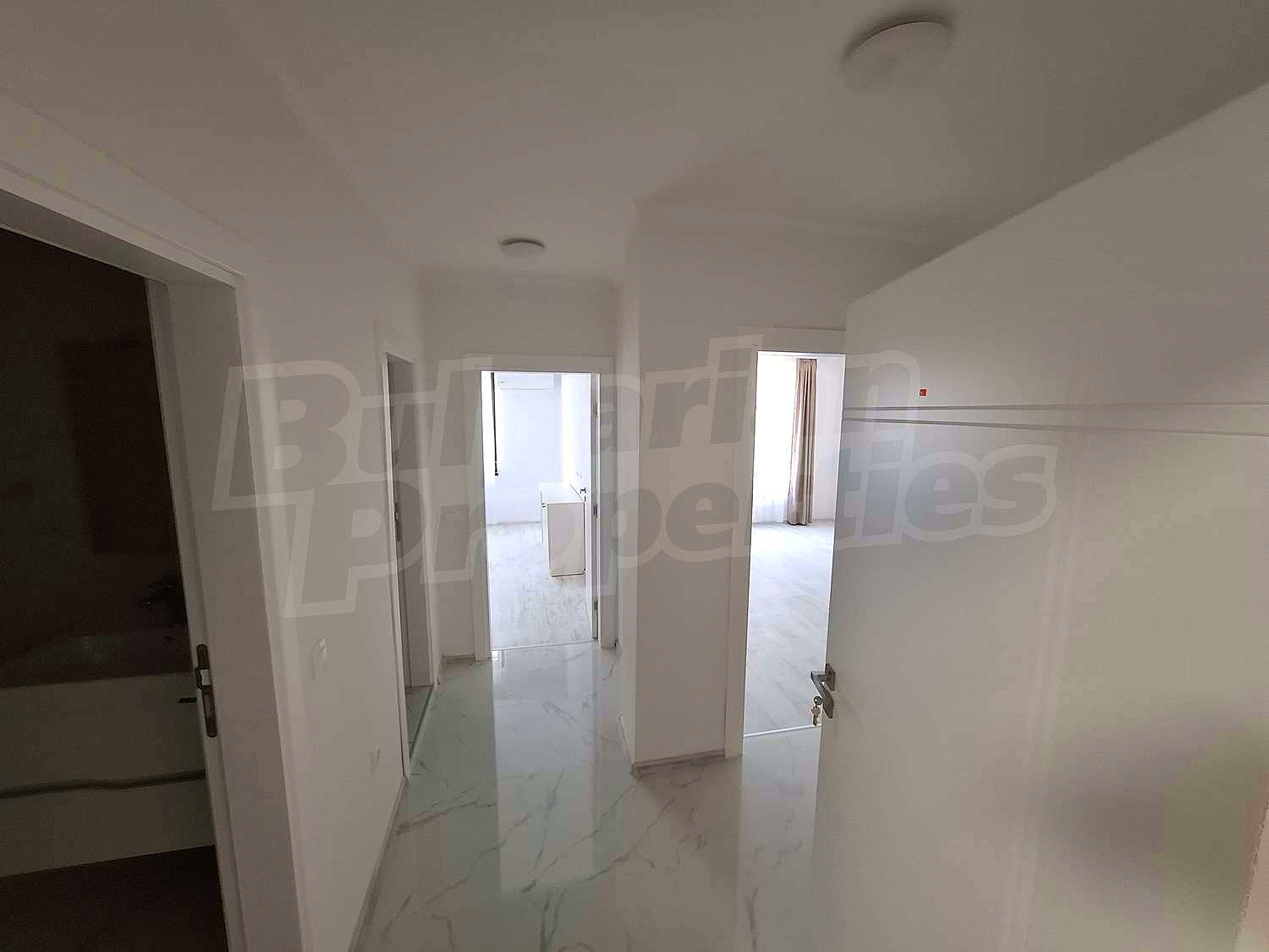 Gallery Picture 29