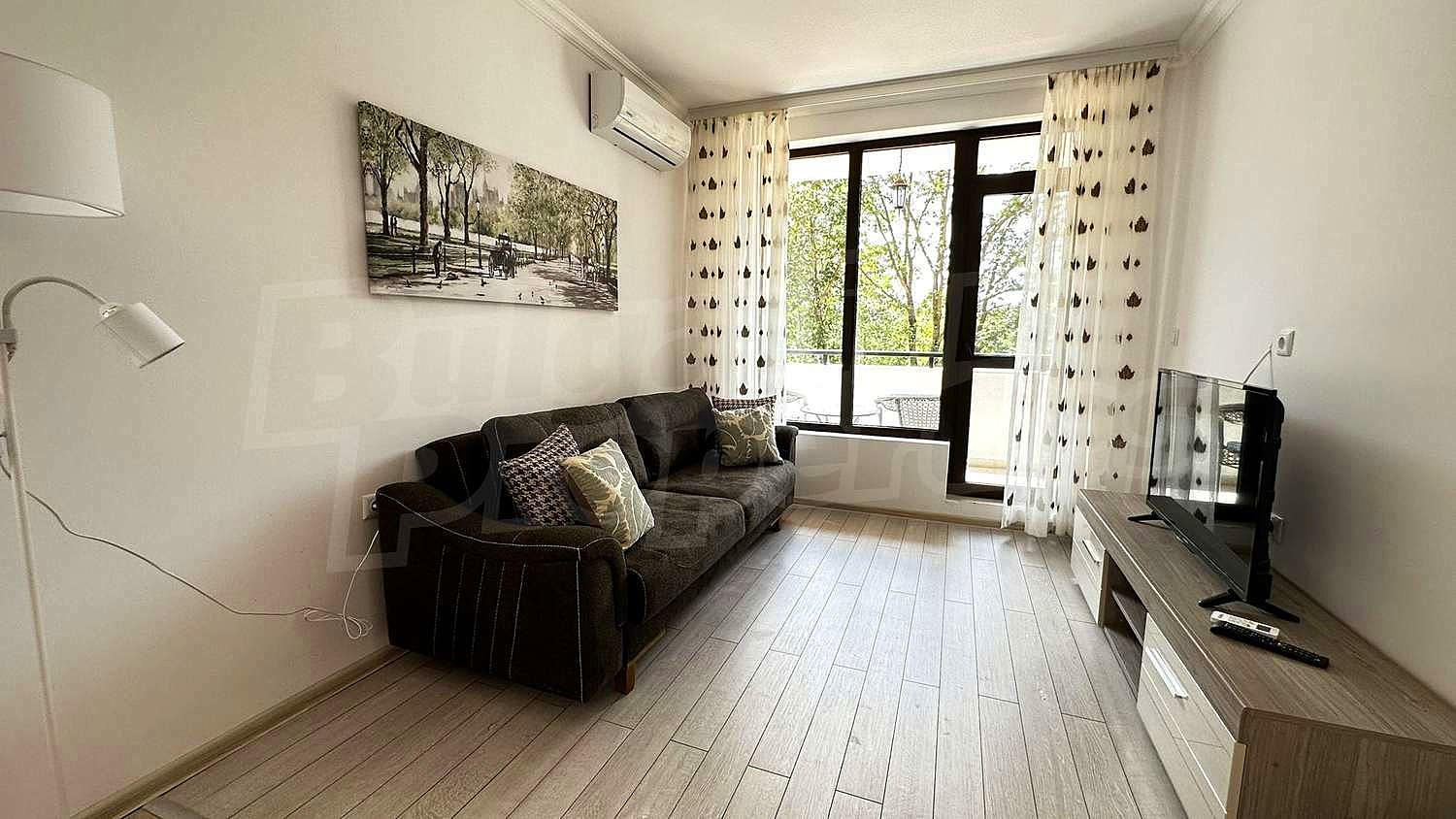 Gallery Picture 2