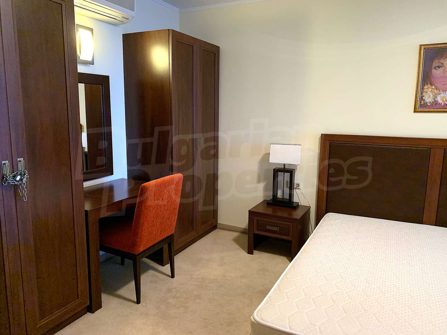 Gallery Picture 14