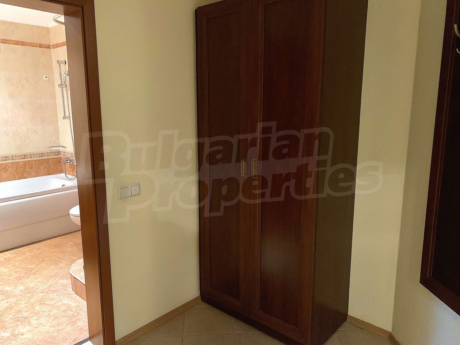 Gallery Picture 17