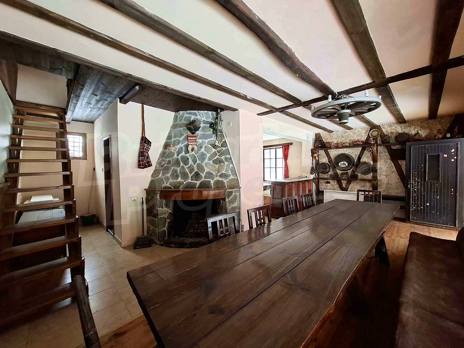 Gallery Picture 12
