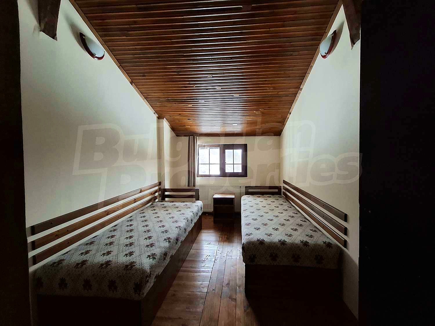 Gallery Picture 18