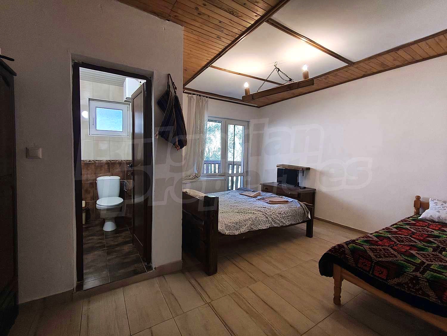 Gallery Picture 36