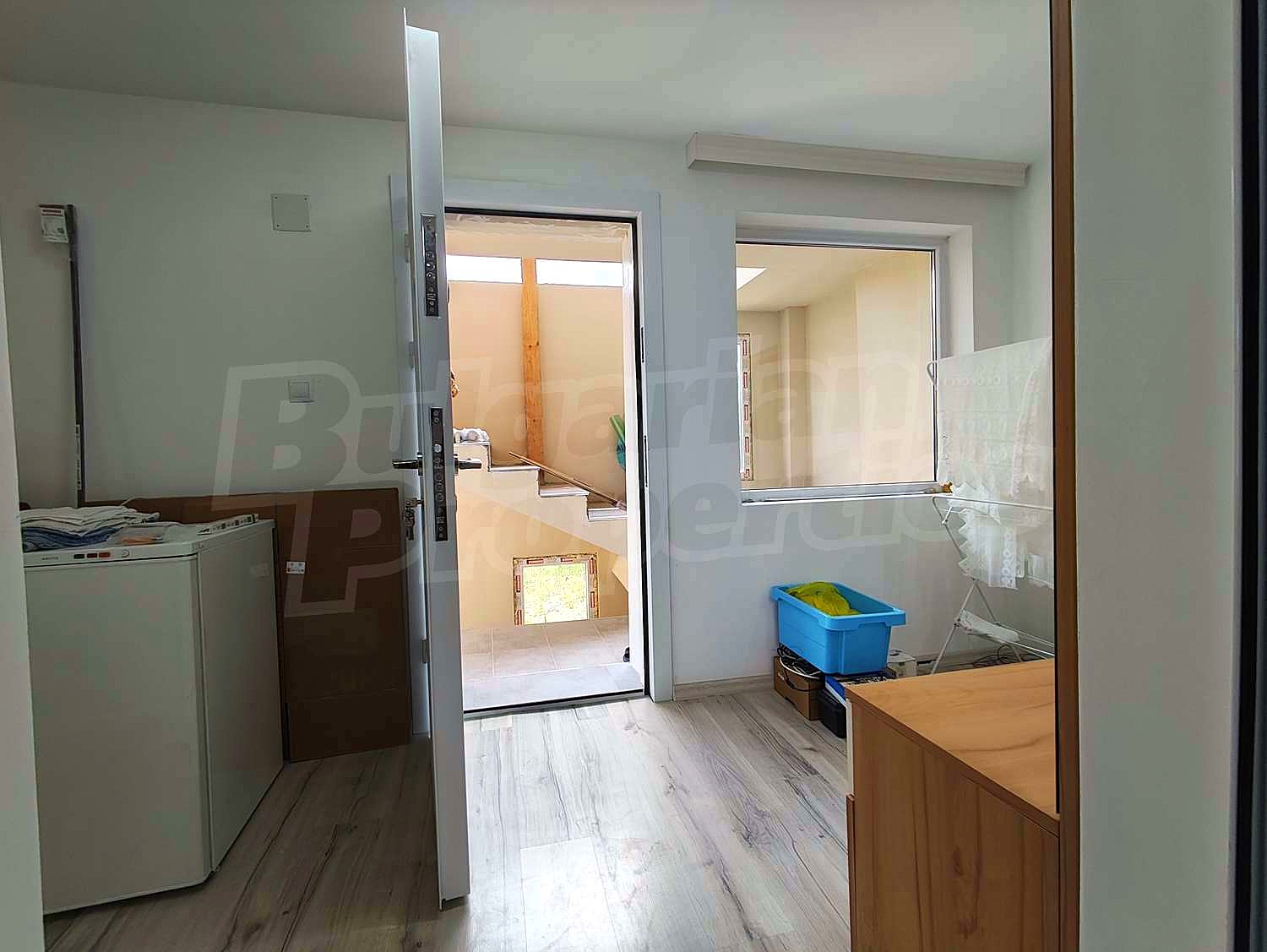 Gallery Picture 15