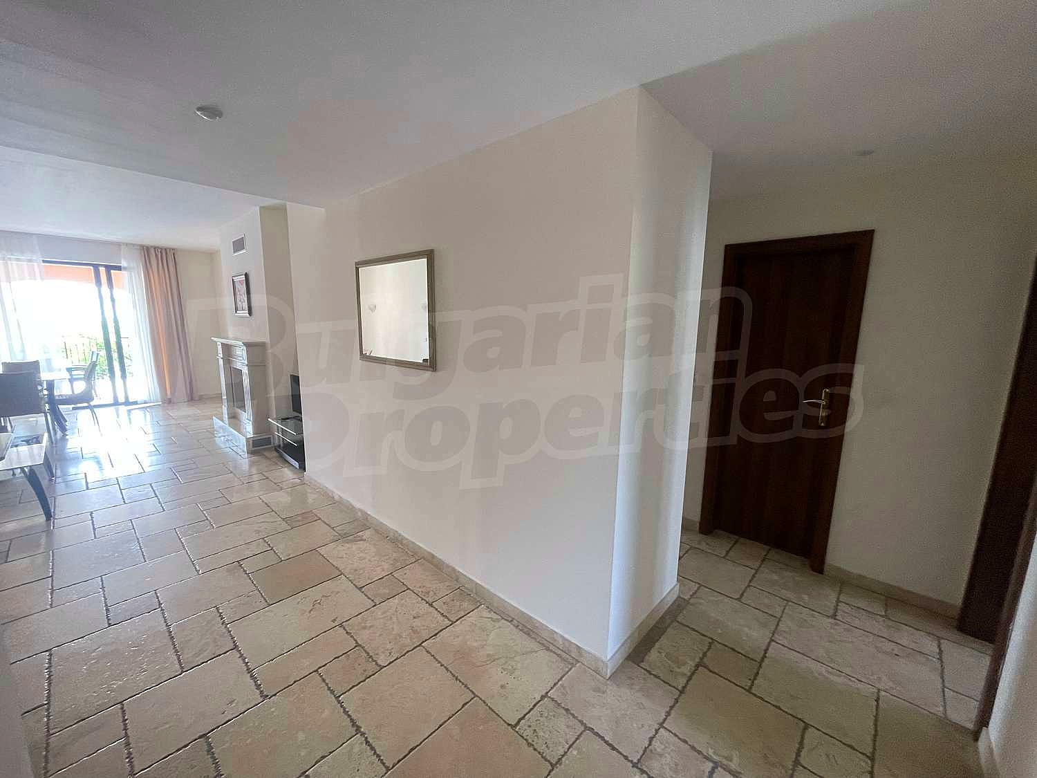 Gallery Picture 15