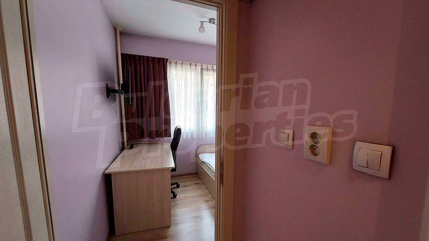 Gallery Picture 17