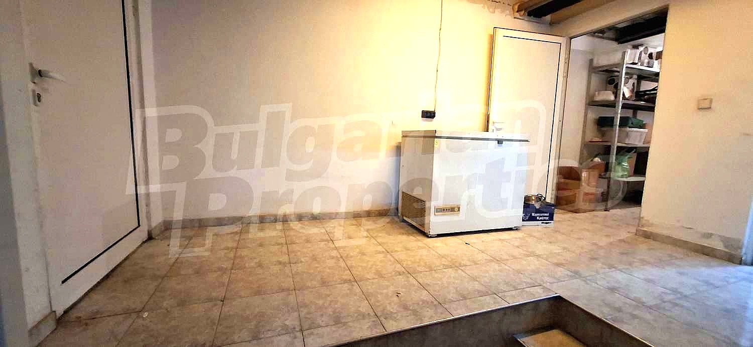 Gallery Picture 14