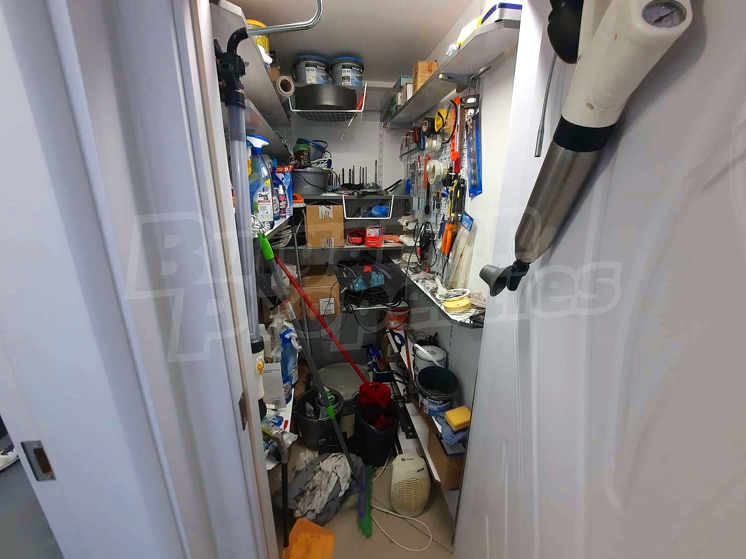 Gallery Picture 18