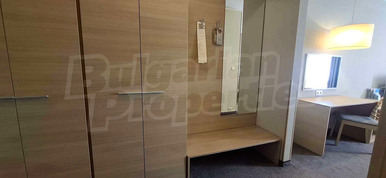 Gallery Picture 8
