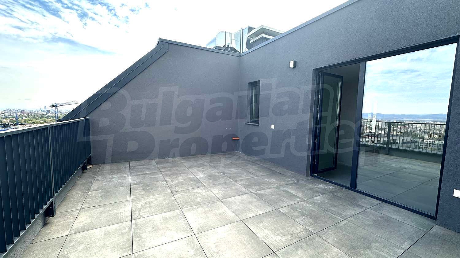 Gallery Picture 10