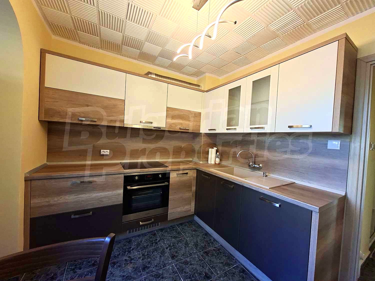 Gallery Picture 2