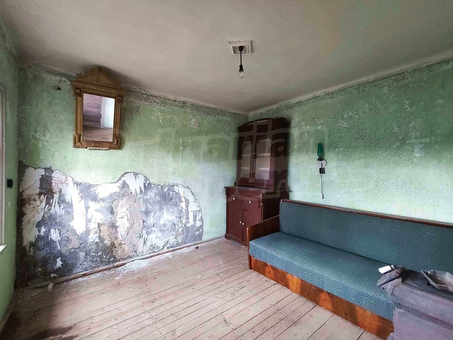 Gallery Picture 17