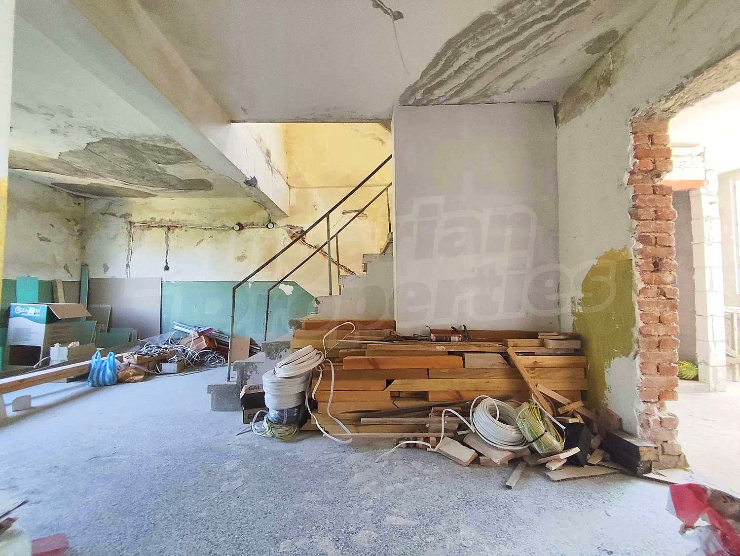 Gallery Picture 17