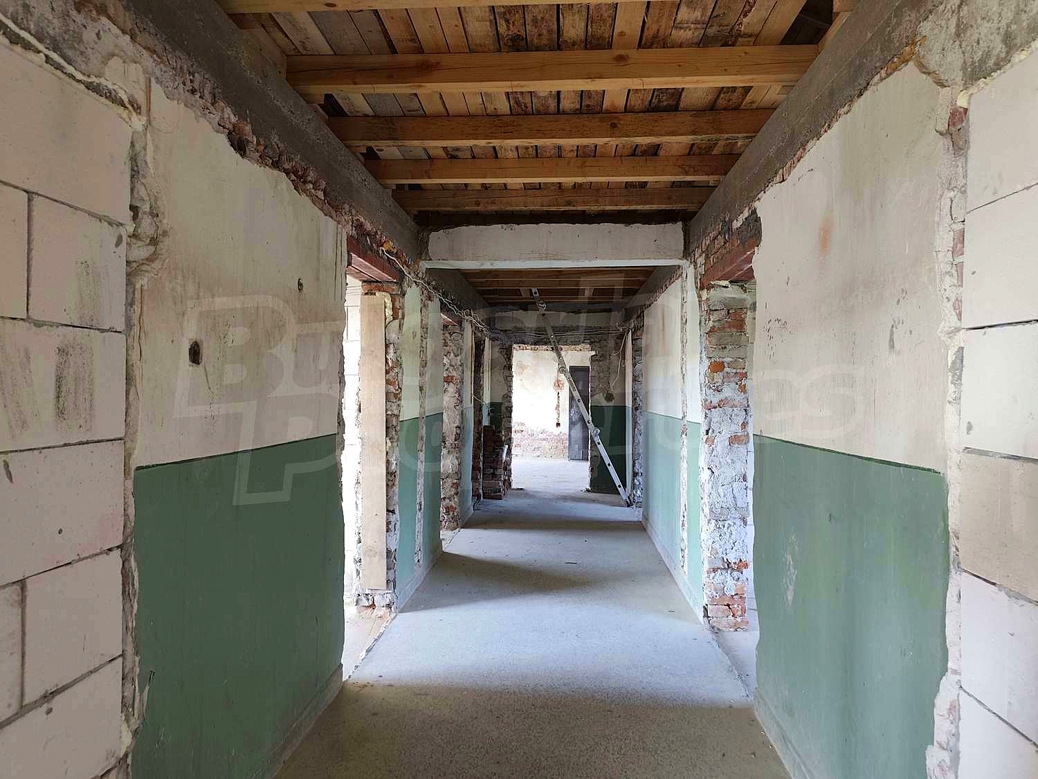 Gallery Picture 18
