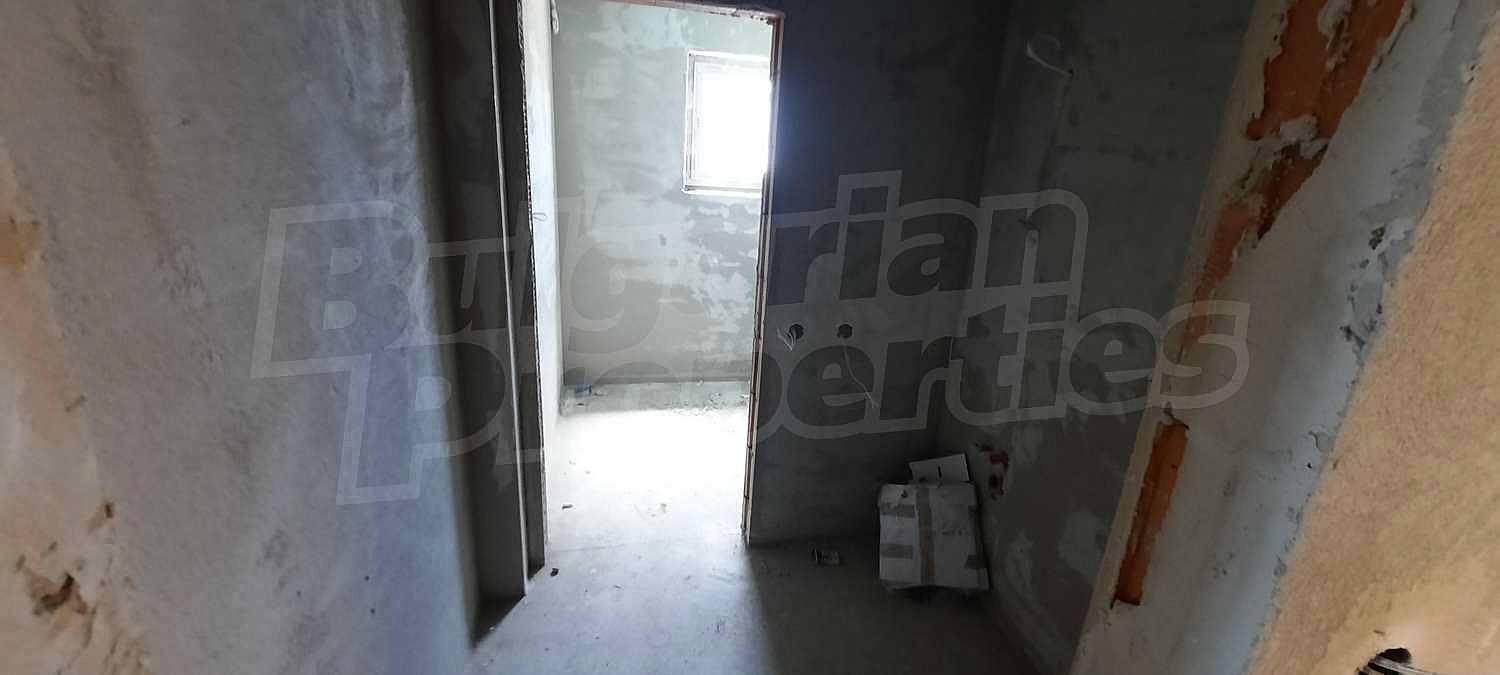 Gallery Picture 12