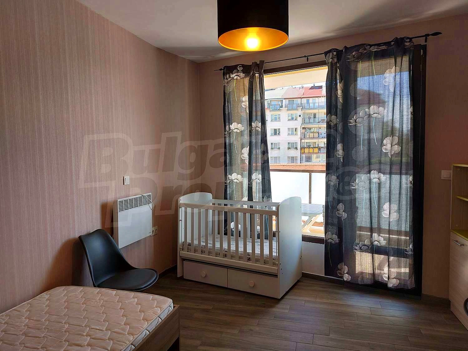 Gallery Picture 18