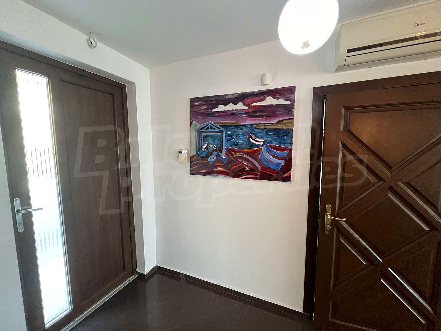Gallery Picture 43